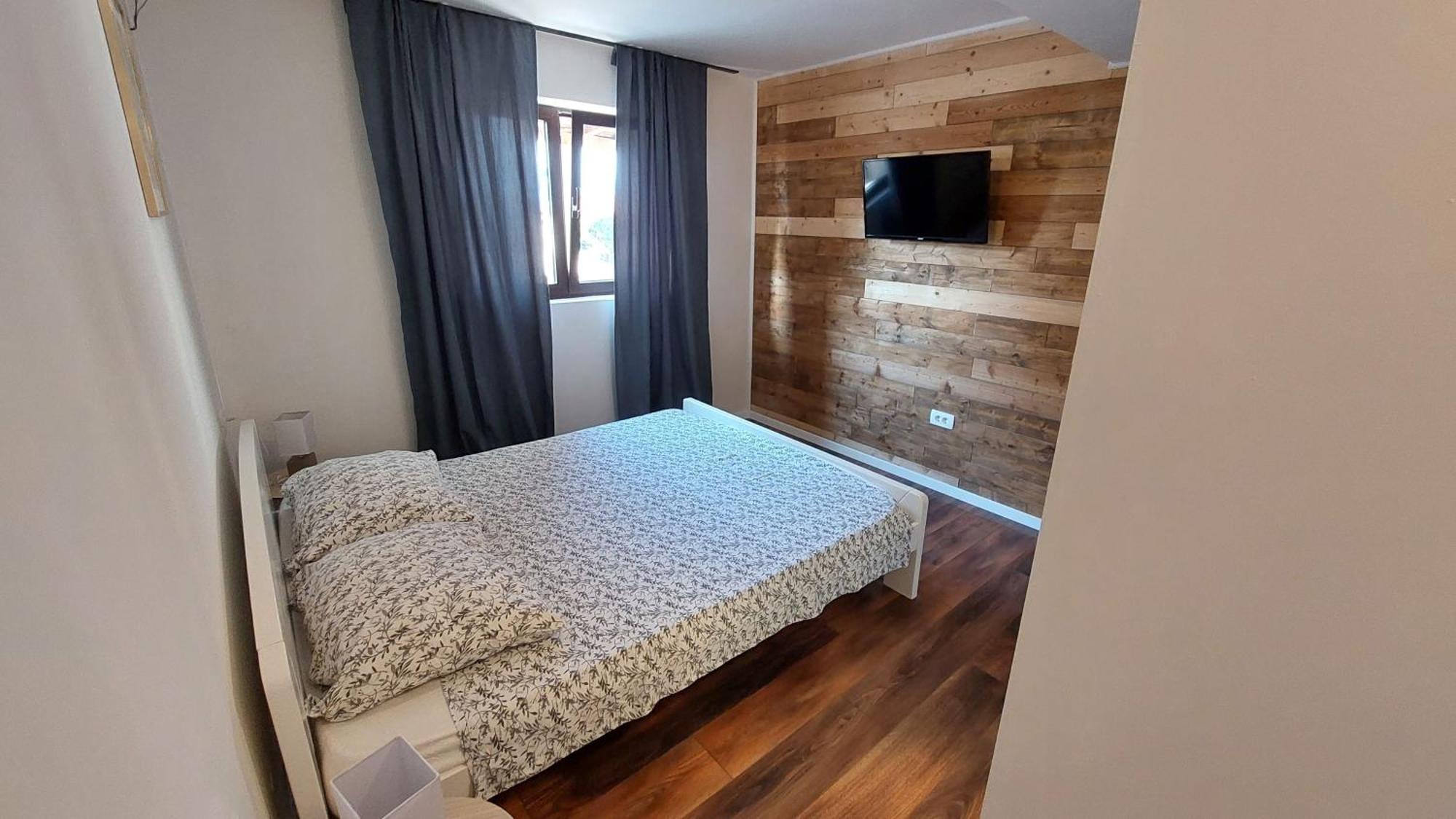Apartment Jelsa 5703A Extérieur photo
